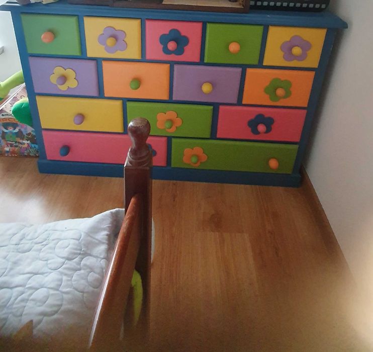Cómoda para quarto de criança