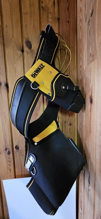 Pas monterski, narzędziowy DeWalt jak nowy