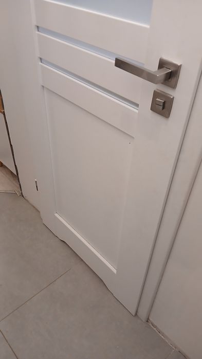 Drzwi wewnętrzne "80" prawe.