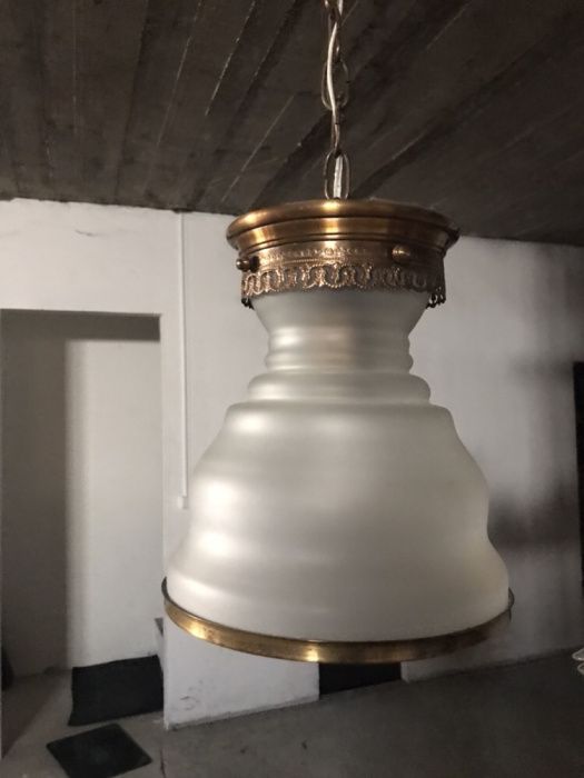 Candeeiro em ótimo estado