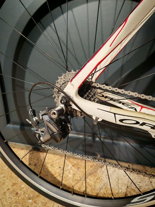 Bicicleta estrada Orbea Orca 53 em carbono