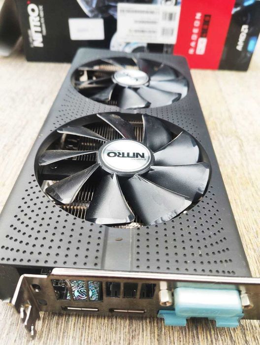 игровая Sapphire Nitro+ RX 480 8Gb состояние норм ОС версия