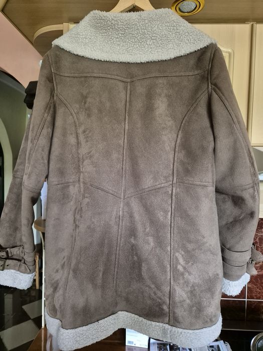 Śliczna, leciutka i mięciutka kurteczka damska