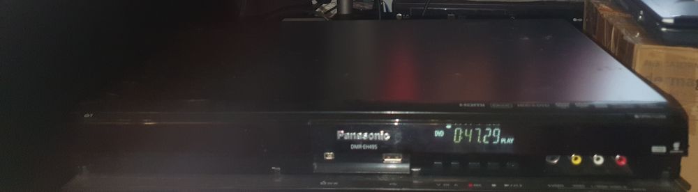 Nagrywarka HDD&DVD Panasonic DMR-EH495 USB Hdmi Divx DV IN Optical