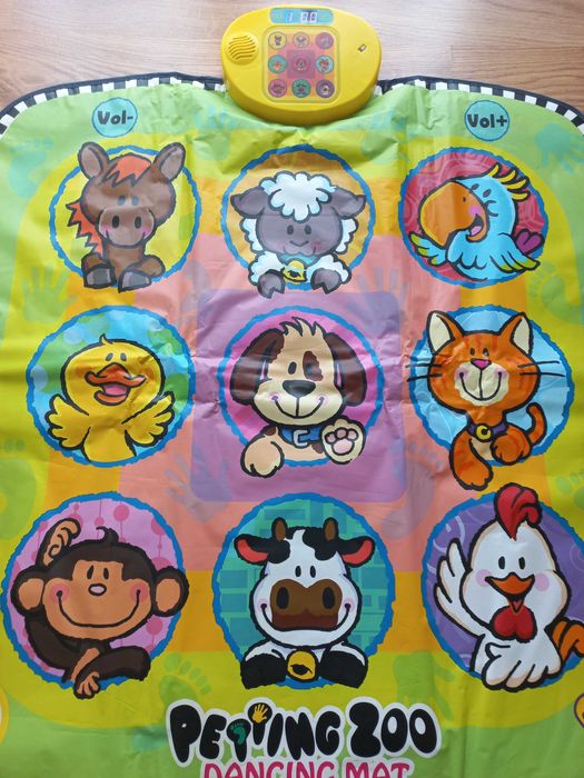 Mata do zabawy ze zwierzętami dźwiękowa