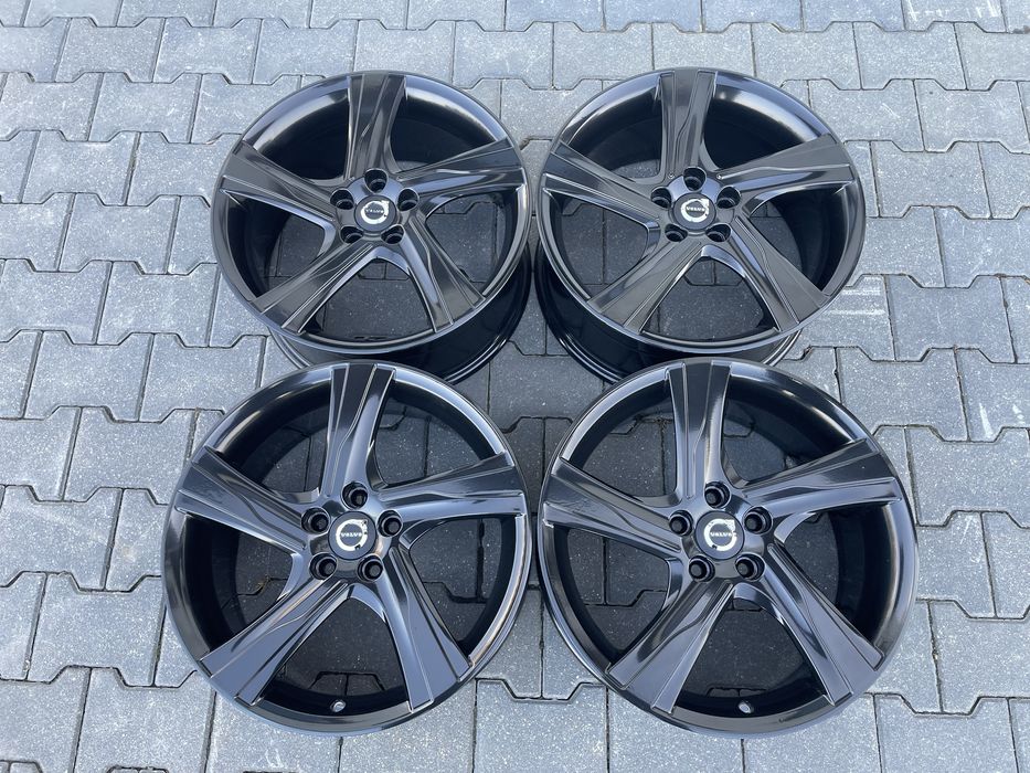Alufelgi 18” Volvo R Design ixion BLACK EDITION V40 V60 V70 S80 XC60