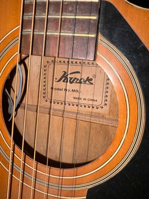 Guitarra Electroacústica KAPOK