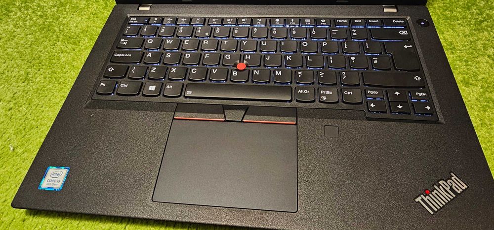 Lenovo /FullHD/16GB/256NVMe/W11PRO/HDMI/WIFI/GPS/Bluetoth/Bat5godz