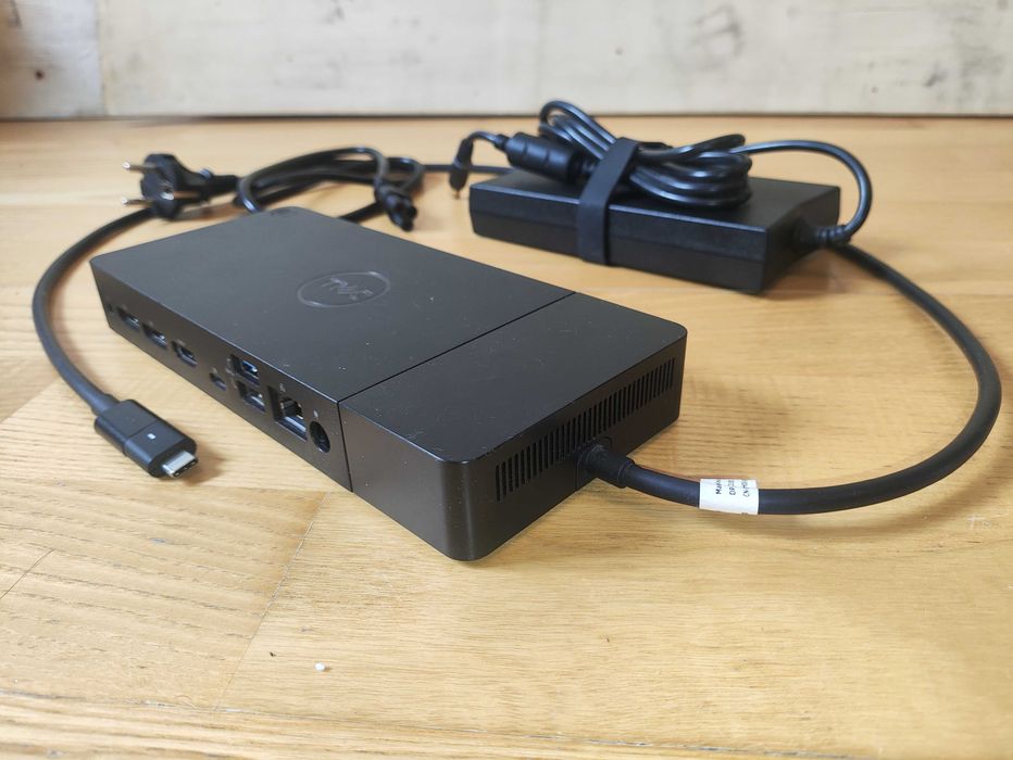 Док станція DELL WD19 K20A001 + блок живлення 130 W - 24 шт, є ГУРТ
