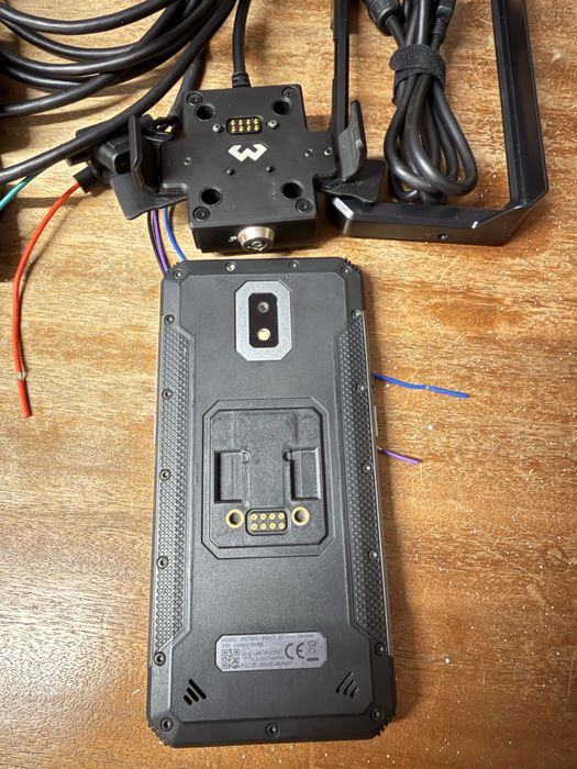 Vendo telemóvel DMD T 665