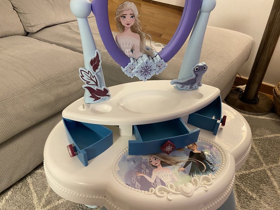 Toucador frozen