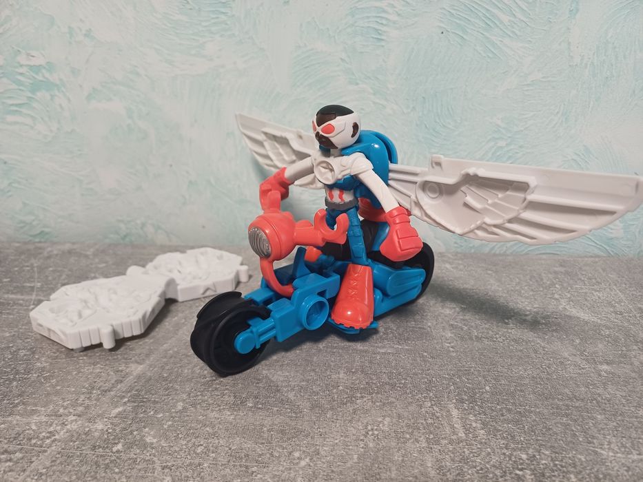 Play-Doh Marvel Сокіл