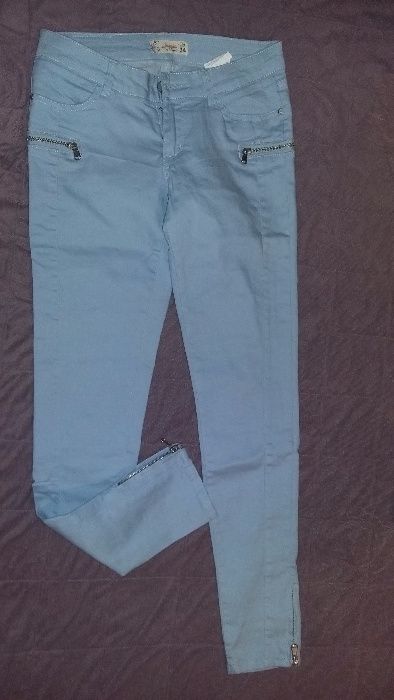 Spodnie jasne niebieskie rurki 34 xs diverse nowe