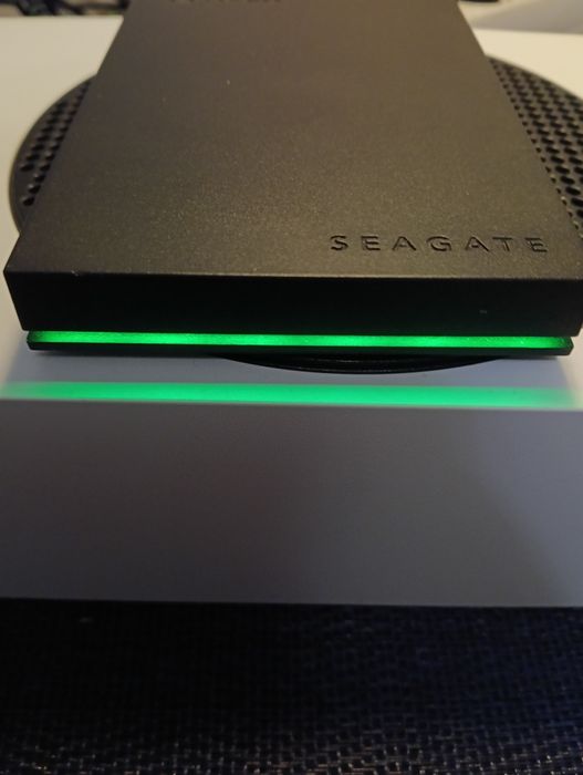 Disco externo XBox 2Tb com cabo