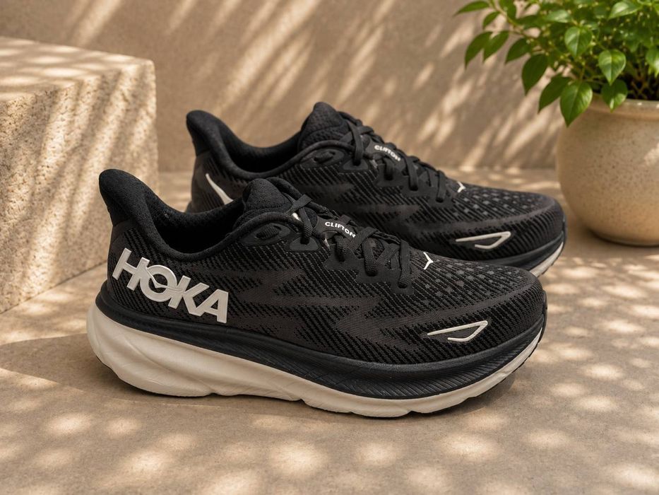 Кросівки Hoka Clifton 9 Бігові Оригінал Розмір 41 1/3