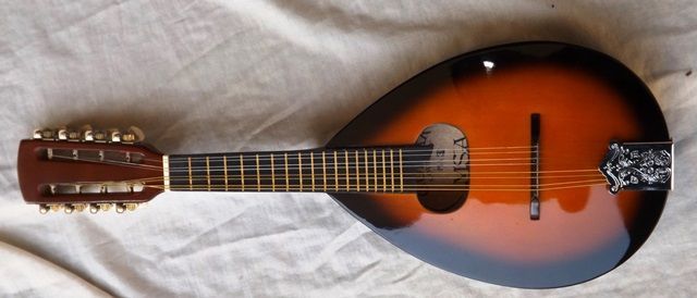 Bandolim sunburst novo de qualidade