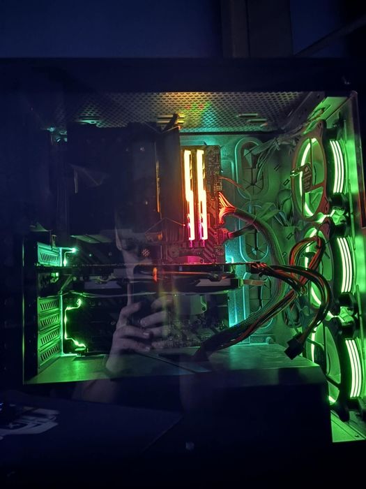 Komputer gamingowy - Radeon RX 580 8GB l Intel 8600K l DDR4 16GB