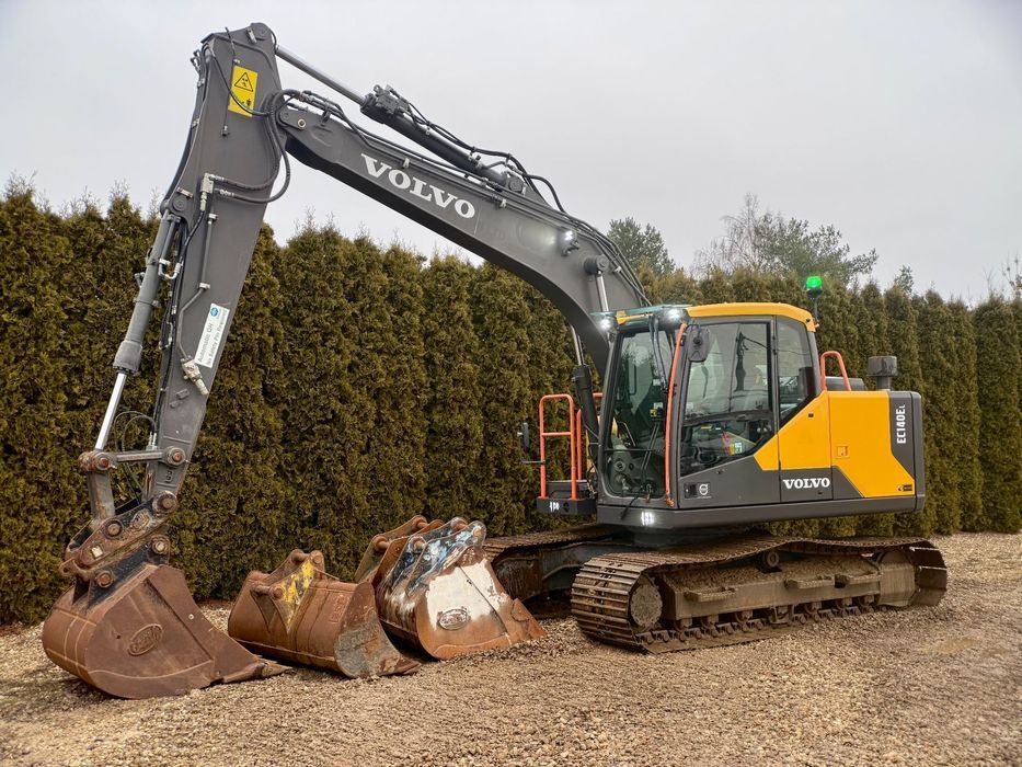 Volvo EC 140 EL  7000 mth | 4 ŁYŻKI | 2 LINIE HYDRAULICZNE | 145 160 220 CAT 312 313