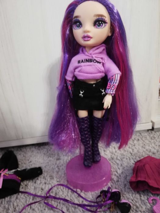 Rainbow high Emi Vanda