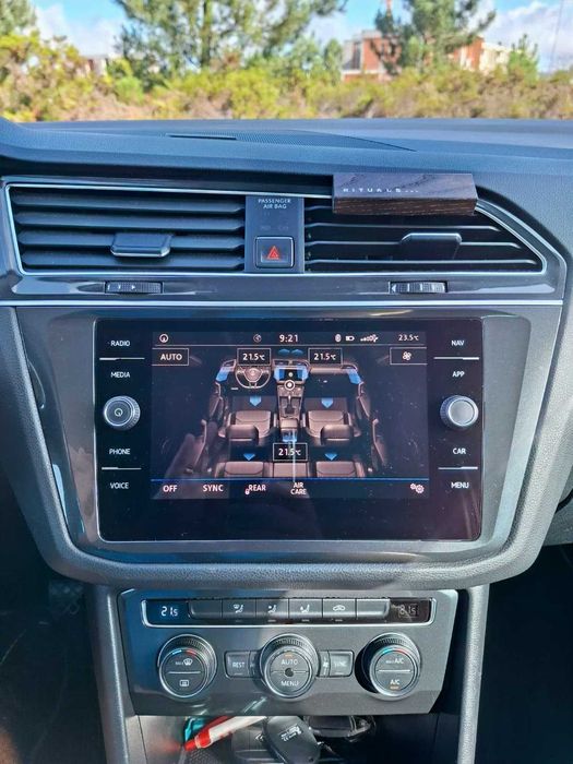 Volkswagen Tiguan Confortline 1.6 TDI 115 cv – 2017 *Possibilidade de financiamento.