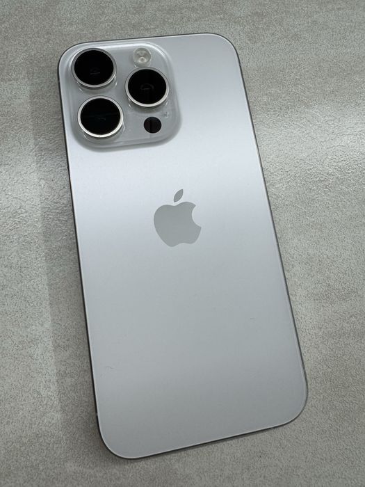 iPhone 15 Pro 256GB White Titanium