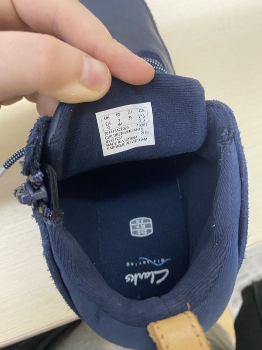 Шкіряні Демосезоні кросівки Clarks