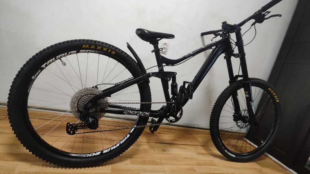 Продам двопідвіс