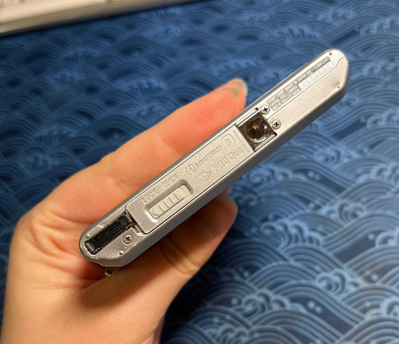 Цифрова камера Sony Cyber-shot DSC-T77 (повний комплект)