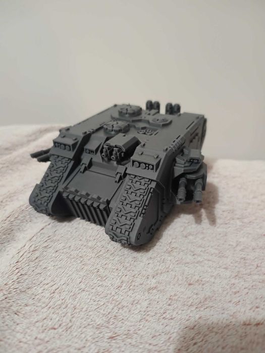 Warhammer 40k Land Raider
