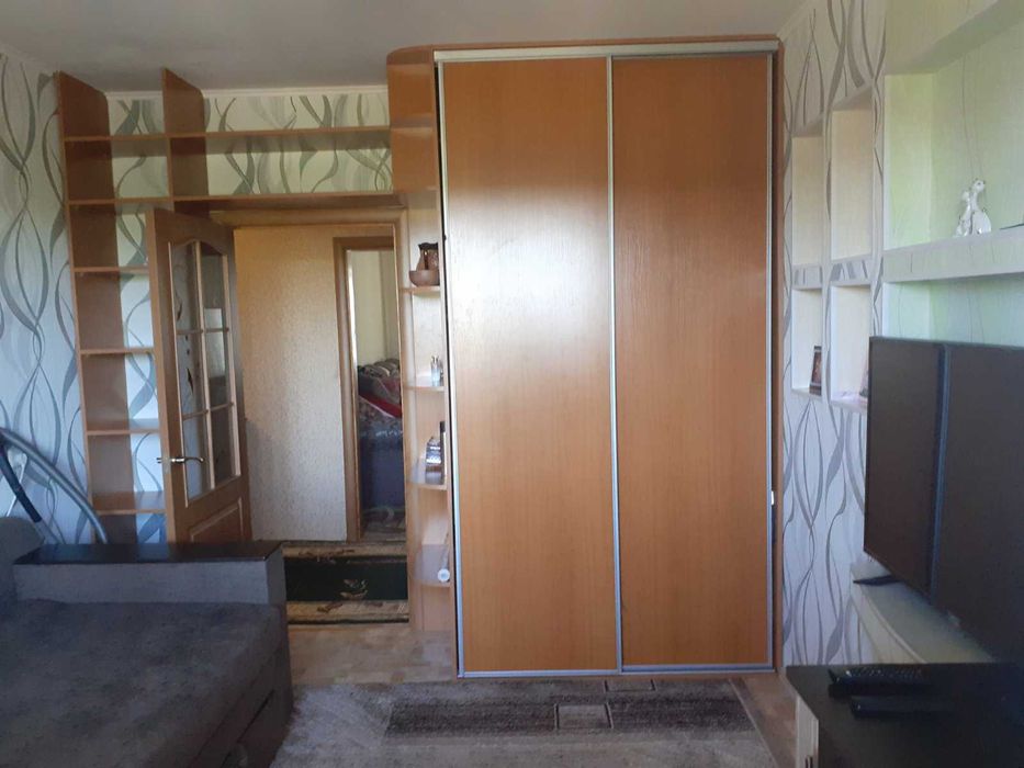 Продам  2 кімнатну квартиру с. м.Снітинка  Киівська обл.