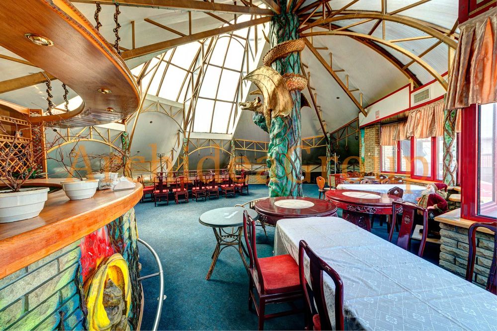 Ресторан 395 м2 з літніми бесідками Гідропарк, супер локація