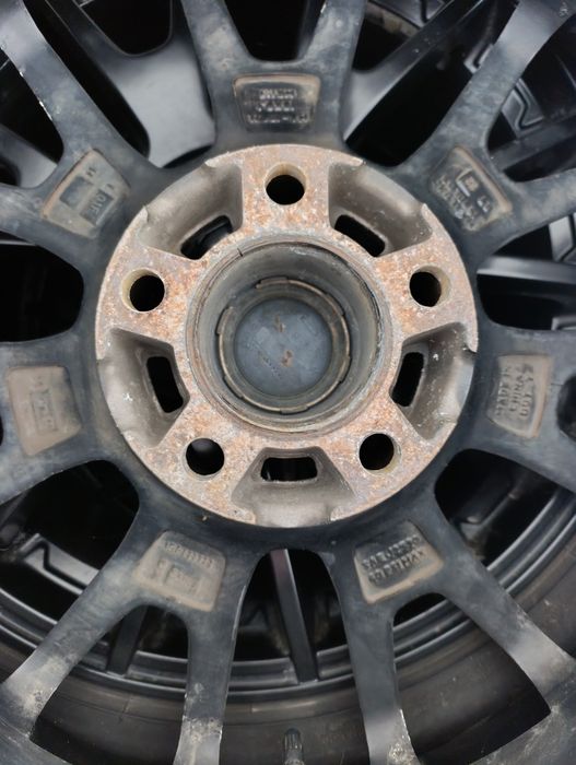 Диски FORD MUSTANG, резина Bridgestone Blizzak Lm32 235/50 Р18