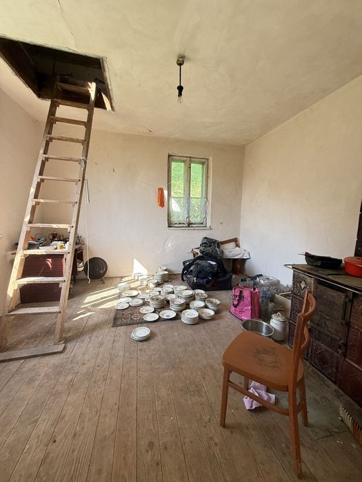 Продається цегляний будинок у селі Нижнів, 30 км до Івано-Франківська