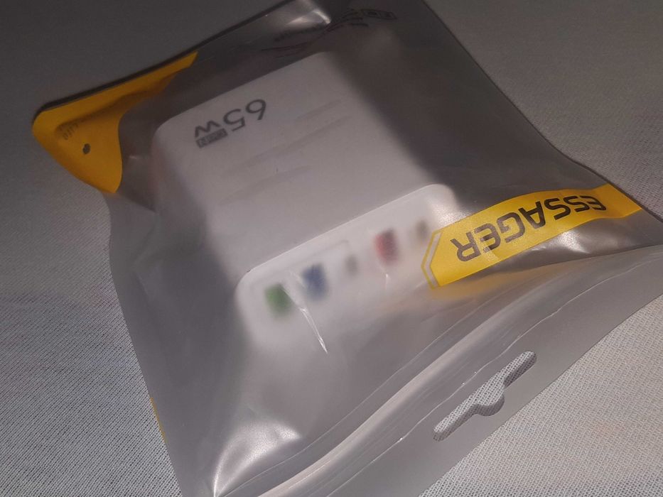Nowy Powerbank 10000 mAh + ładowarka 5 gniazd 3USB 2USB C 65W
