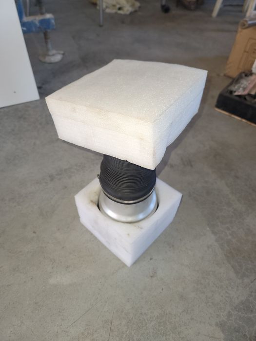 Пневмо подушка Mercedes  s500 перед