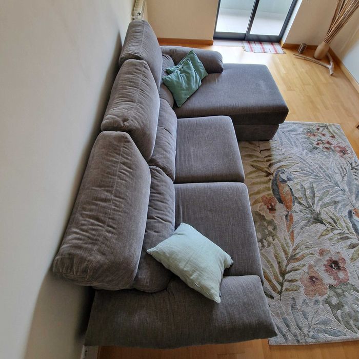 sofa de canto espacoso em estado impecavel
