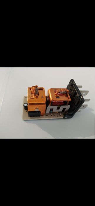 Реле поворотів  Grand Cherokee Chrysler Grand Chrysler 4686130