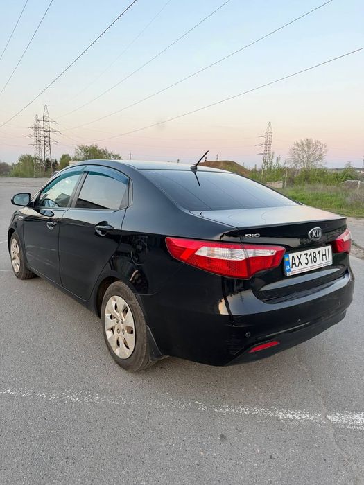 Kia Rio в оренду