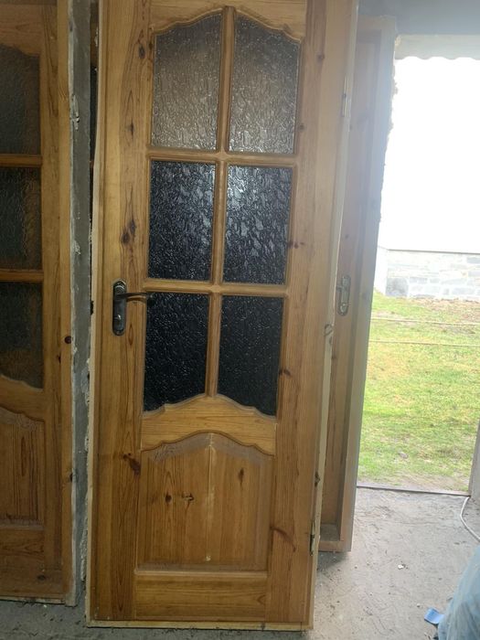 Двері міжкімнатні зі склом