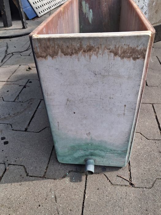 wanna galwaniczna, zbiornik na chemię