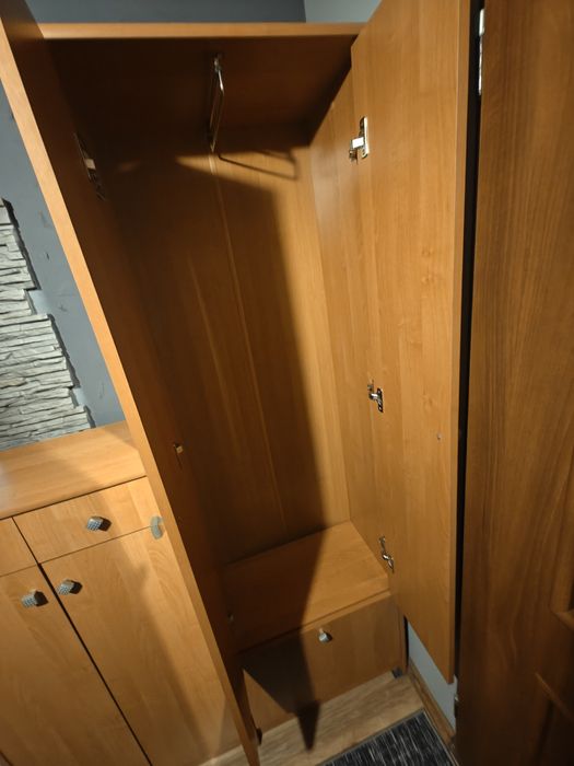 Komoda + szafa wąska do przedpokoju