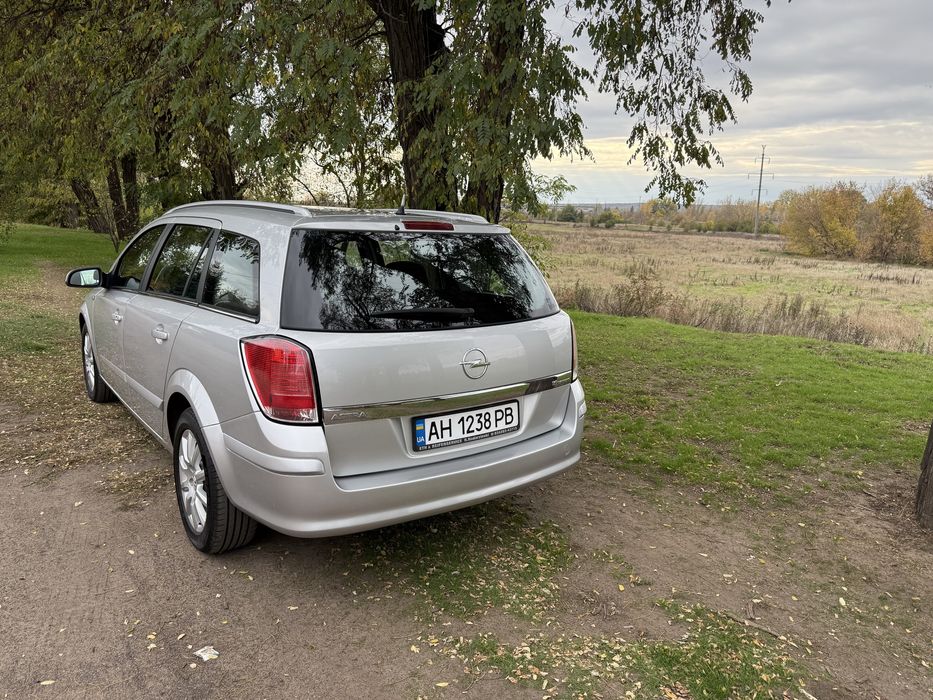 Opel astra h 2004