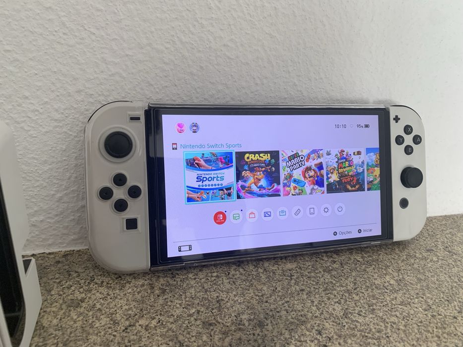 Nintendo Switch OLED 1