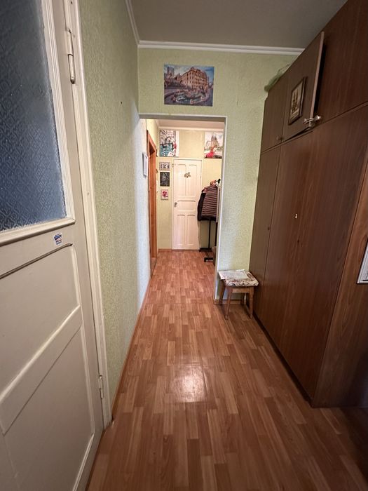 Продам 2-х ком Левобережный -3 ,пр.Мира Караван