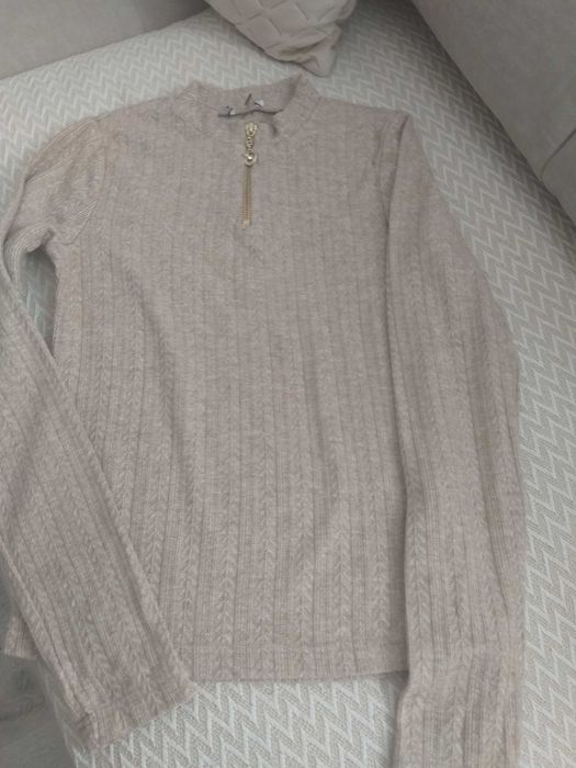 Одяг для дівчинки ріст 152