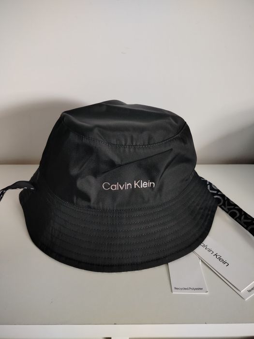 NOWY damski kapelusz Calvin Klein S/M