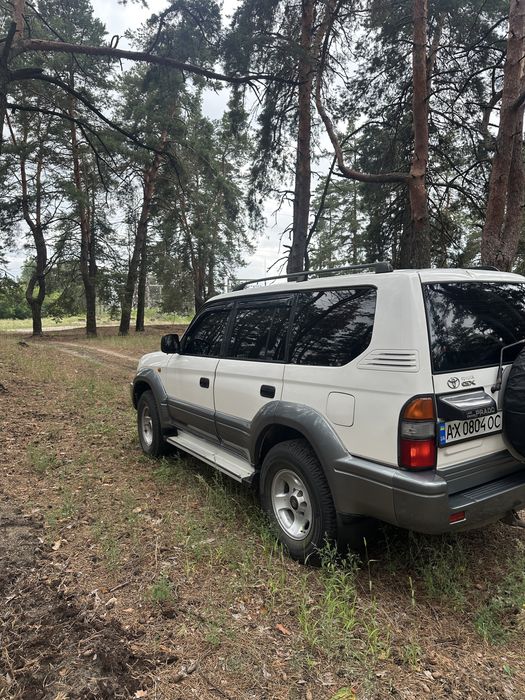 Продам Toyota Land Cruiser Prado 90