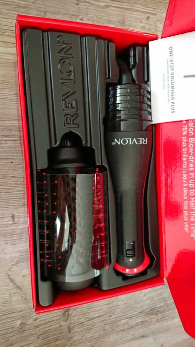 Фен-щетка Revlon Salon One-Step Volumiser Plus