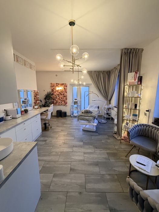 Wynajme umeblowany  gabinet beauty