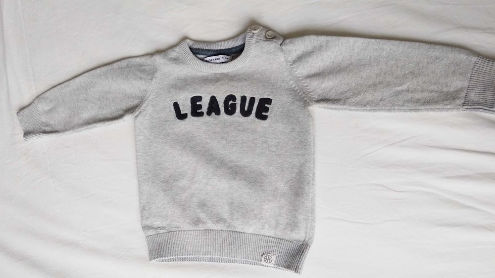 Sweterek sweter niemowlęcy 74 Reserved